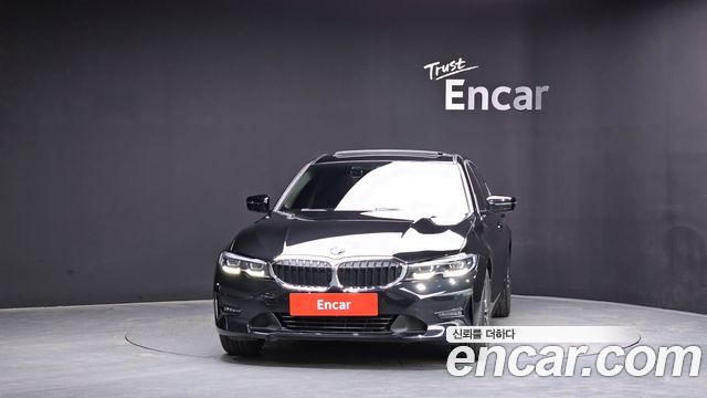 BMW 3-Series 2019 — photo 3