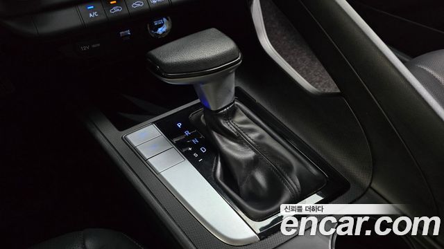 Hyundai AVANTE 2023 — photo 9