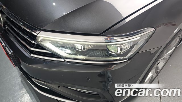 Volkswagen Passat 2022 — photo 8