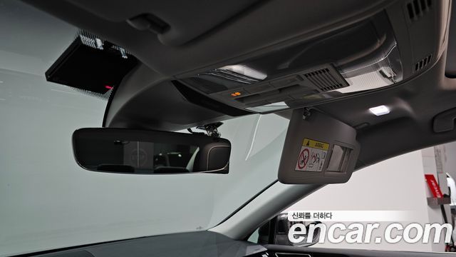 Volkswagen Passat 2022 — photo 30