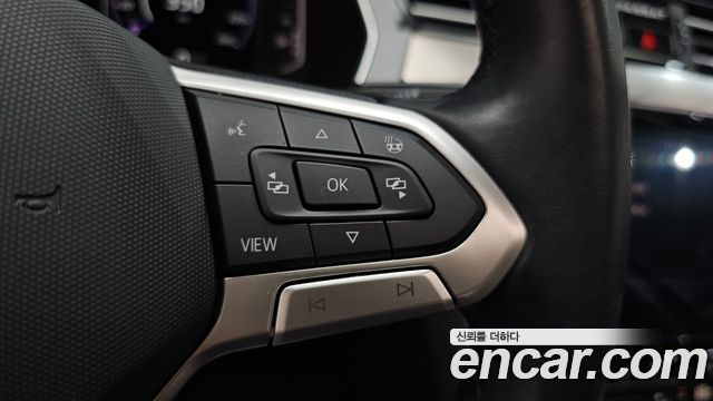 Volkswagen Passat 2022 — photo 35