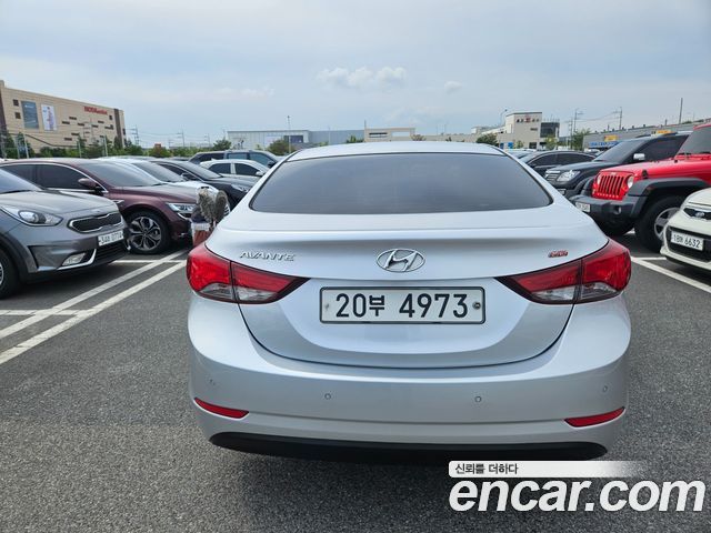 Hyundai AVANTE 2014 — photo 4