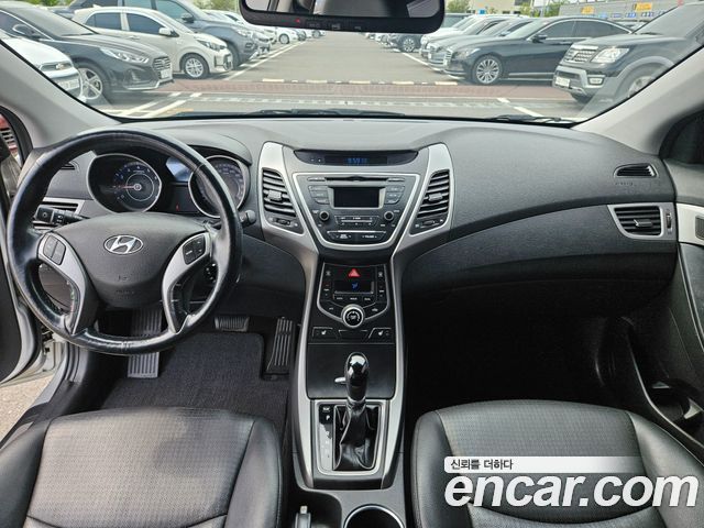 Hyundai AVANTE 2014 — photo 7