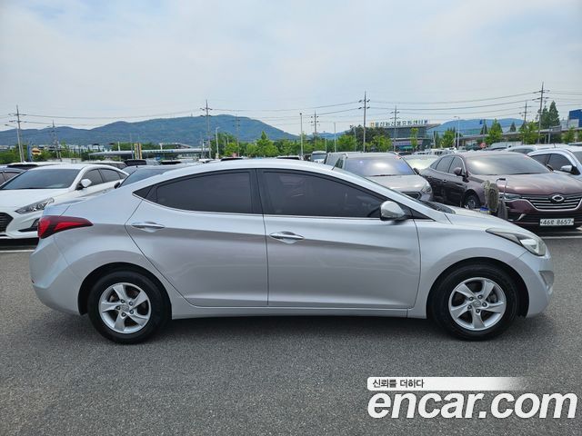 Hyundai AVANTE 2014 — photo 20