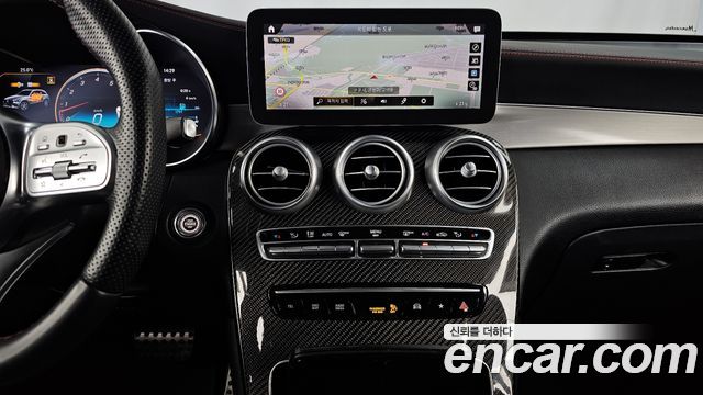 Mercedes-Benz GLC-Class 2021 — photo 20