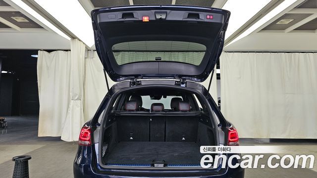 Mercedes-Benz GLC-Class 2021 — photo 26