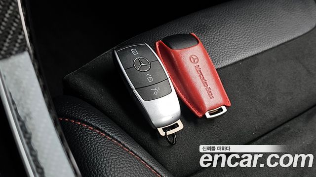 Mercedes-Benz GLC-Class 2021 — photo 30