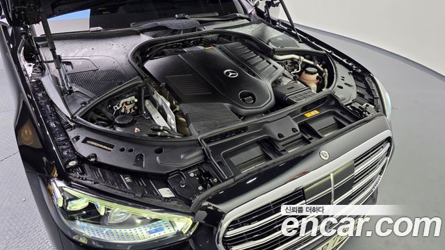 Mercedes-Benz S-Class 2021 — photo 6