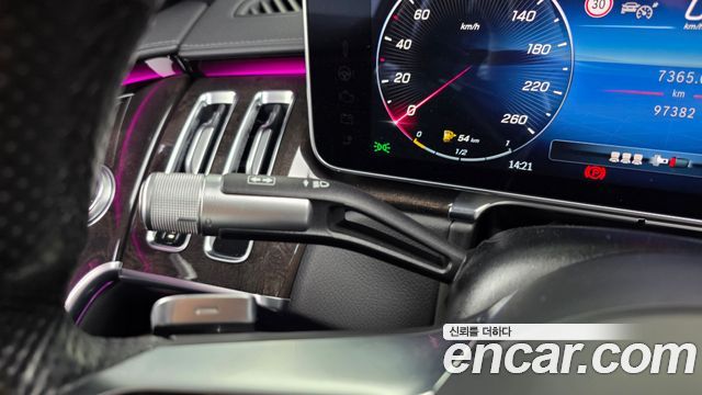Mercedes-Benz S-Class 2021 — photo 35