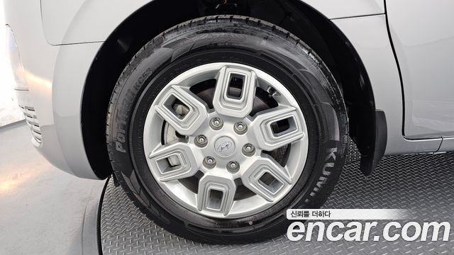 Hyundai Staria 2024 — photo 5