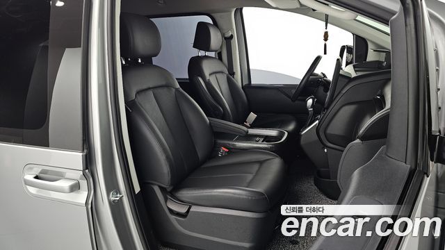 Hyundai Staria 2024 — photo 18