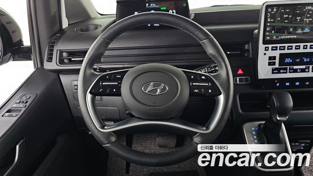 Hyundai Staria 2024 — photo 19