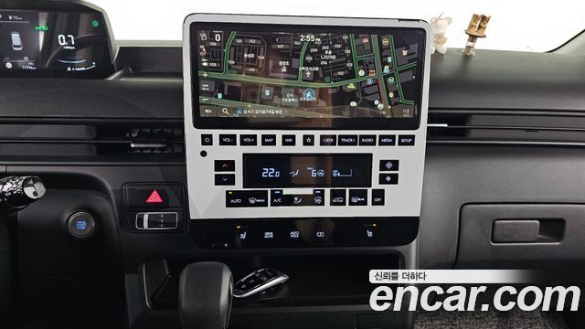 Hyundai Staria 2024 — photo 20