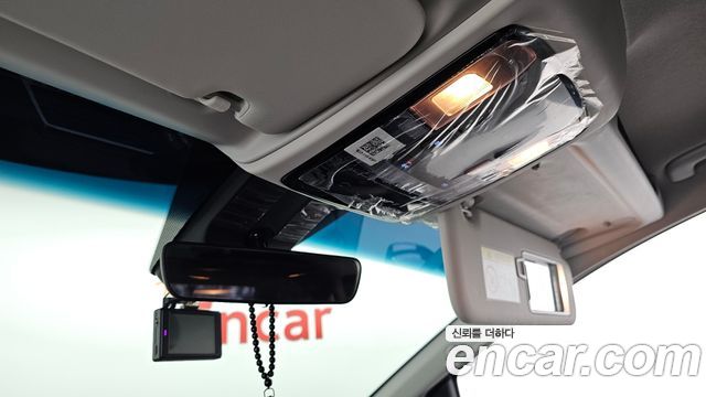 Hyundai Staria 2024 — photo 22
