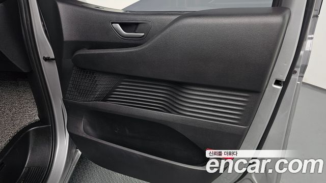 Hyundai Staria 2024 — photo 14