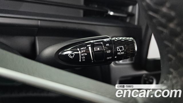 Hyundai Staria 2024 — photo 28