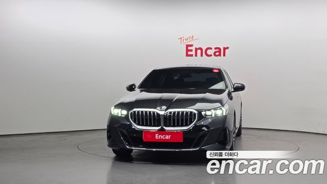 BMW 5-Series 2025 — photo 3