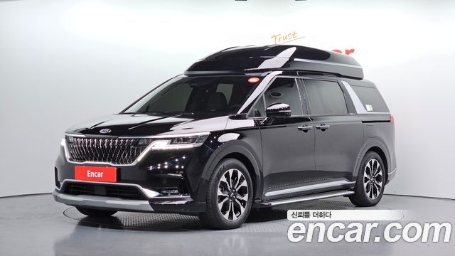Kia Canival 2021 — photo 1