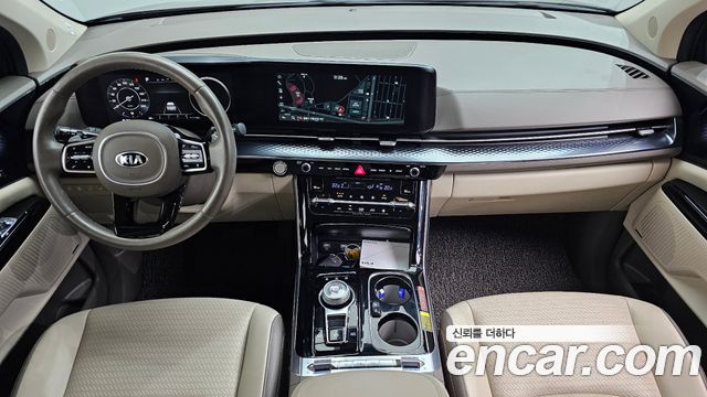 Kia Canival 2021 — photo 10