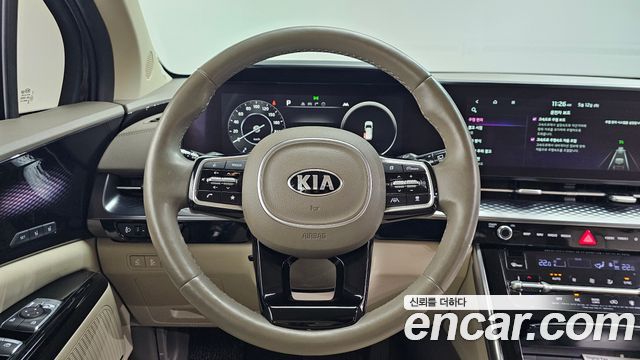 Kia Canival 2021 — photo 19