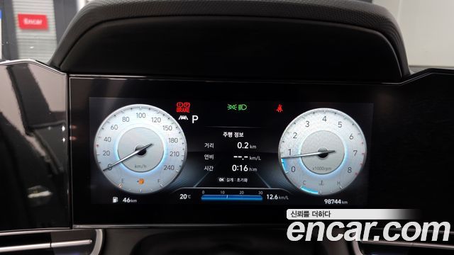 Hyundai AVANTE 2023 — photo 11