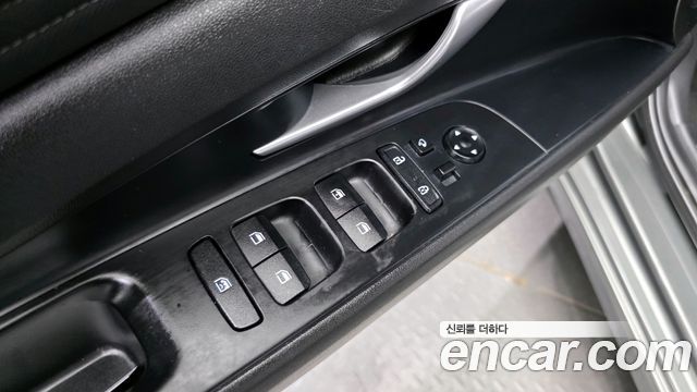 Hyundai AVANTE 2023 — photo 19