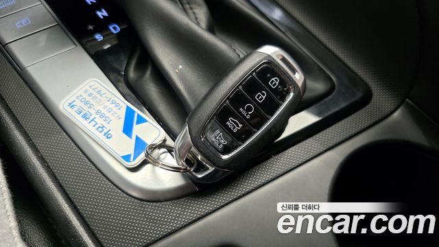 Hyundai AVANTE 2023 — photo 30