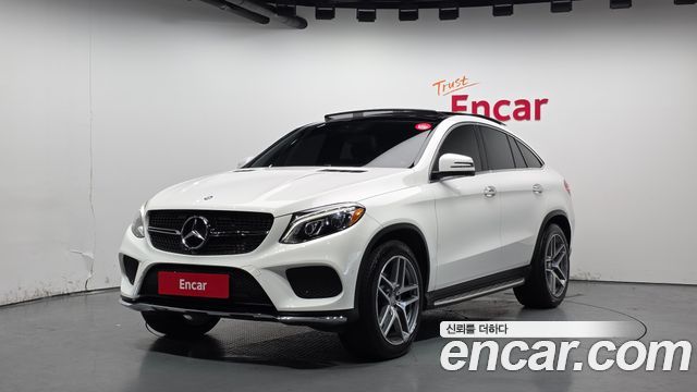 Mercedes-Benz GLE-Class 2017 — photo 1