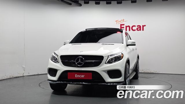 Mercedes-Benz GLE-Class 2017 — photo 3