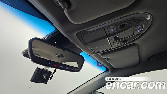 Genesis G80 2019 — photo 21