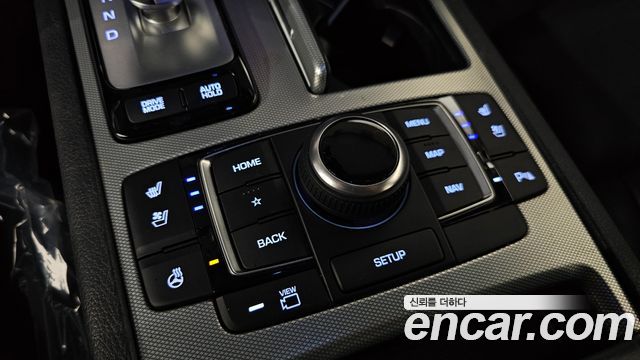Genesis G80 2019 — photo 24
