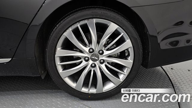 Genesis G80 2019 — photo 7