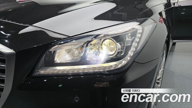 Genesis G80 2019 — photo 8
