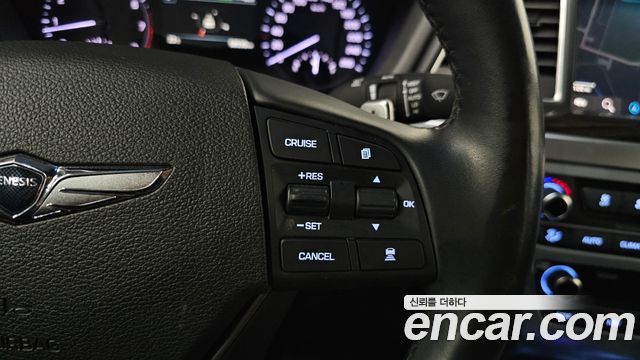 Genesis G80 2019 — photo 27