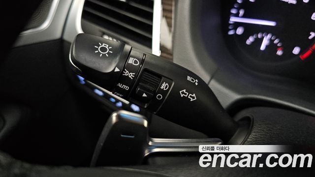 Genesis G80 2019 — photo 29