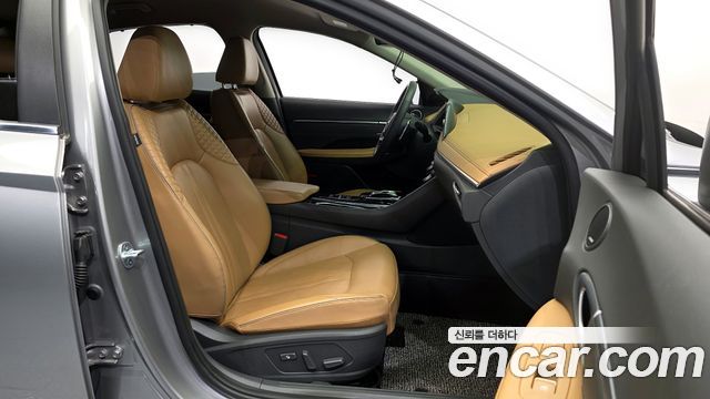 Hyundai Sonata 2020 — photo 16