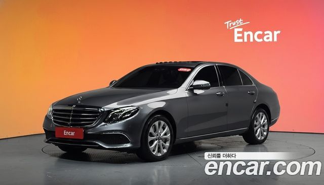 Mercedes-Benz E-Class 2018 — photo 1
