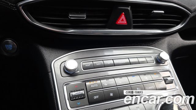 Hyundai Santafe 2021 — photo 23