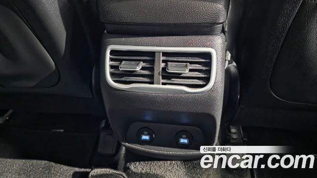 Hyundai Santafe 2021 — photo 30