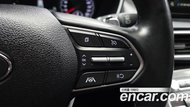 Hyundai Santafe 2021 — photo 32