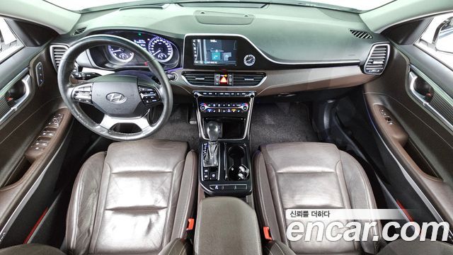 Hyundai Grandeur 2017 — photo 10