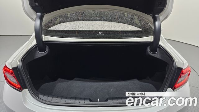 Hyundai Grandeur 2017 — photo 23