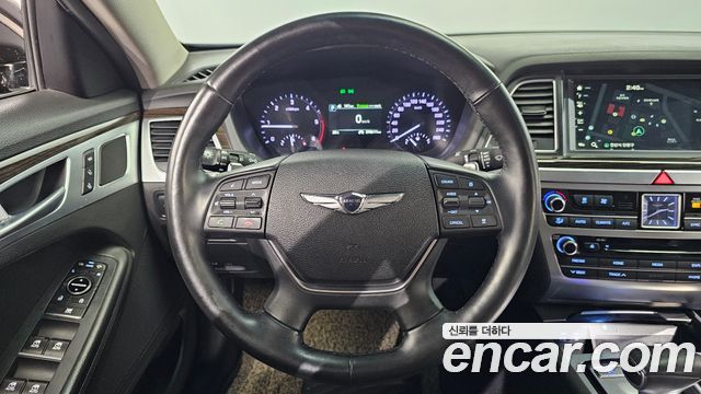 Genesis G80 2018 — photo 13