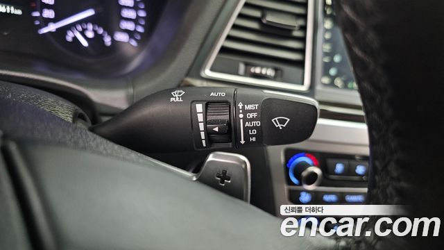 Genesis G80 2018 — photo 16
