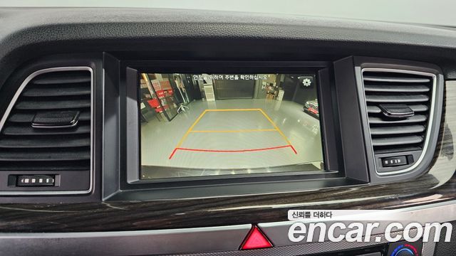 Genesis G80 2018 — photo 17