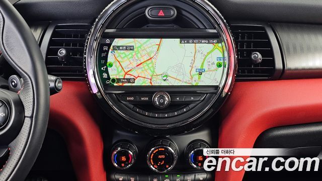 Mini Cooper 2019 — photo 14
