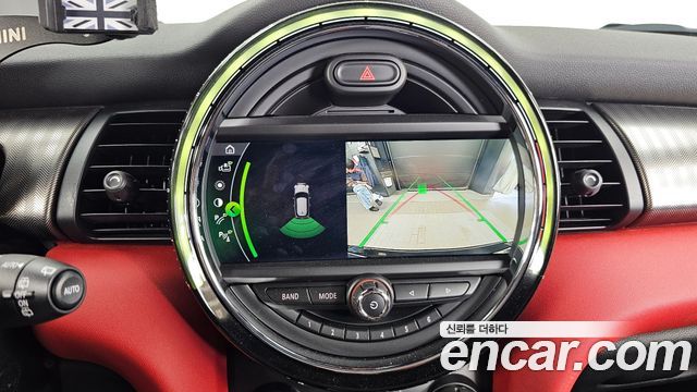 Mini Cooper 2019 — photo 15