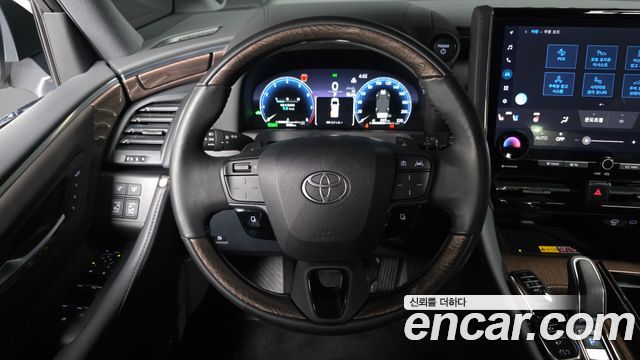 Toyota Alphard 2025 — photo 20