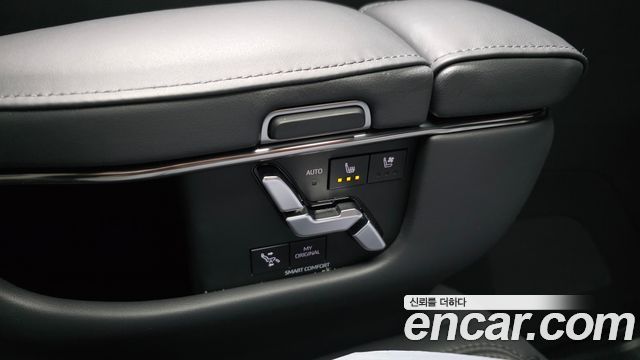 Toyota Alphard 2025 — photo 31