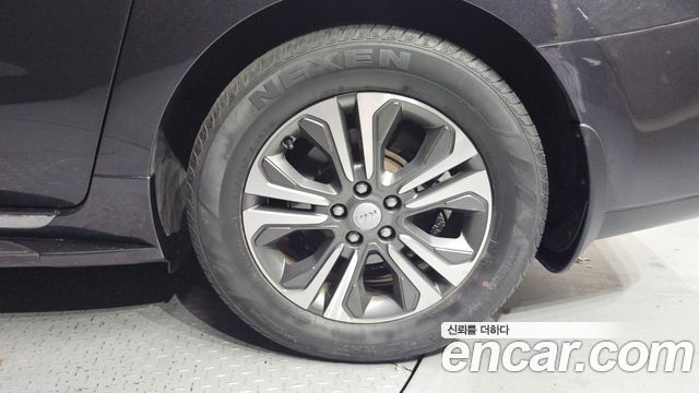 Kia Canival 2019 — photo 7